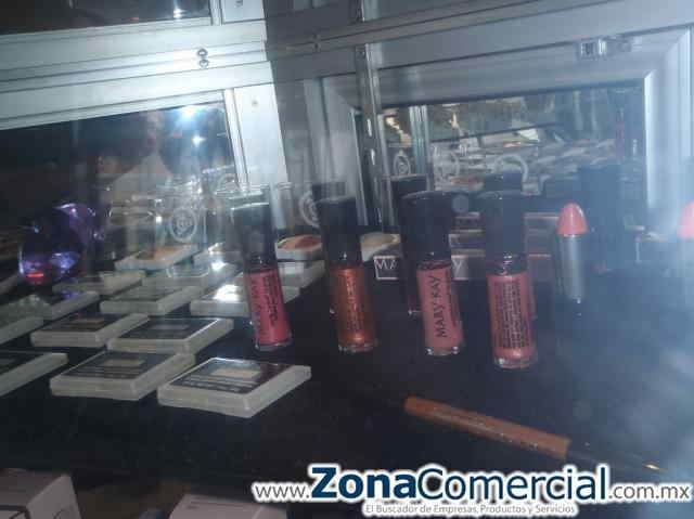 PINTURAS Y MAQUILLAJES