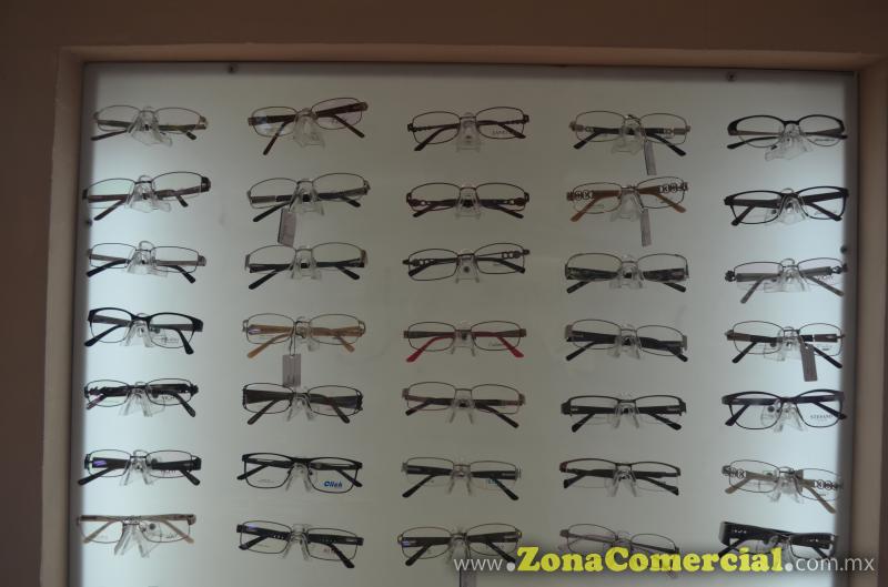 Ópticas y Clínica Rios Peña -  Lentes graduados y Lentes para sol de las marcas Tom Ford, Prada, Azzaro, Oakley, Guess, Burberry, Versace, Ray Ban, Lacoste, Dolce and Gabbana, Calvin Klein, Converse, Perry Ellis, Bulgari, Nine West, Nike entre otras.