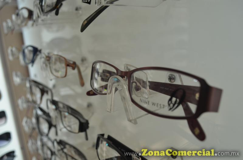 Ópticas y Clínica Rios Peña -  Lentes graduados y Lentes para sol de las marcas Tom Ford, Prada, Azzaro, Oakley, Guess, Burberry, Versace, Ray Ban, Lacoste, Dolce and Gabbana, Calvin Klein, Converse, Perry Ellis, Bulgari, Nine West, Nike entre otras.