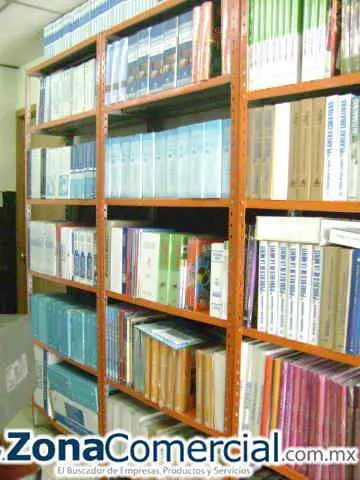 AGUILAR DISTRIBUIDORA DE LIBROS