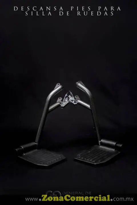 Descansa pies para sillas de ruedas.